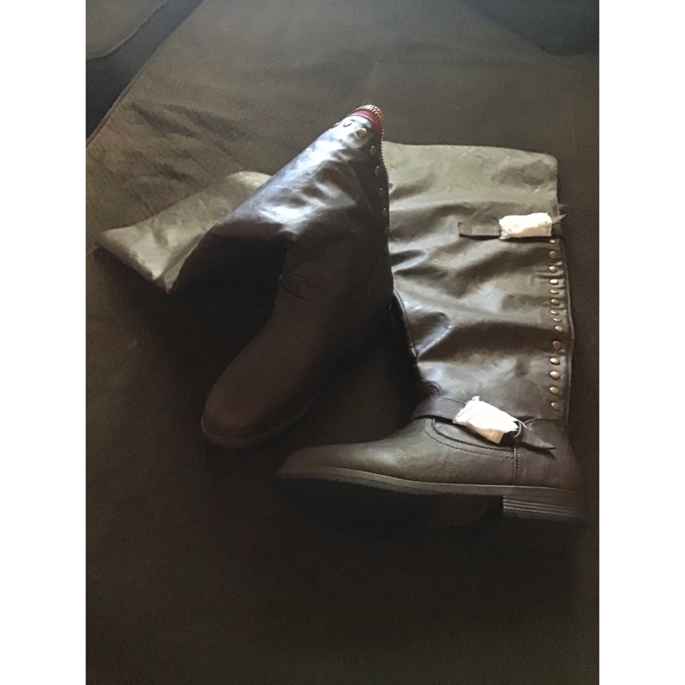 Unbranded size 8 riding Brown Boots NEW W/O Box
